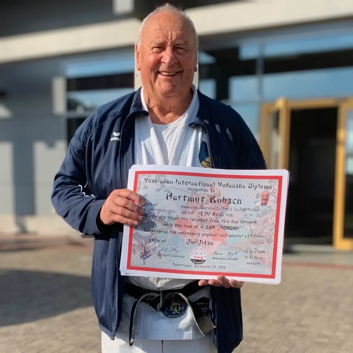 Hartmut Kubsch hat den 4. Dan im Jiu-Jitsu erhalten